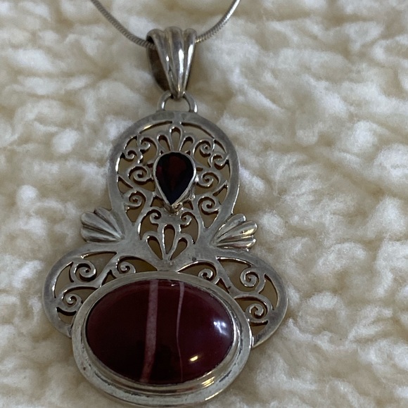 Beautiful Sterling Sterling Necklace from Nepal - Picture 2 of 3